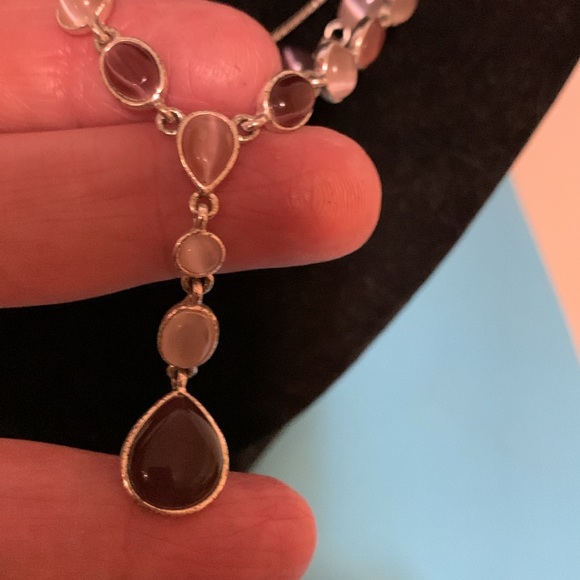 Gorgeous necklace triple strands 17 1/2”* - Picture 4 of 6